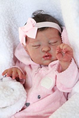 Lina Reborn Baby Doll – lifelike silicone baby with realistic features, soft skin, and adorable handcrafted design.